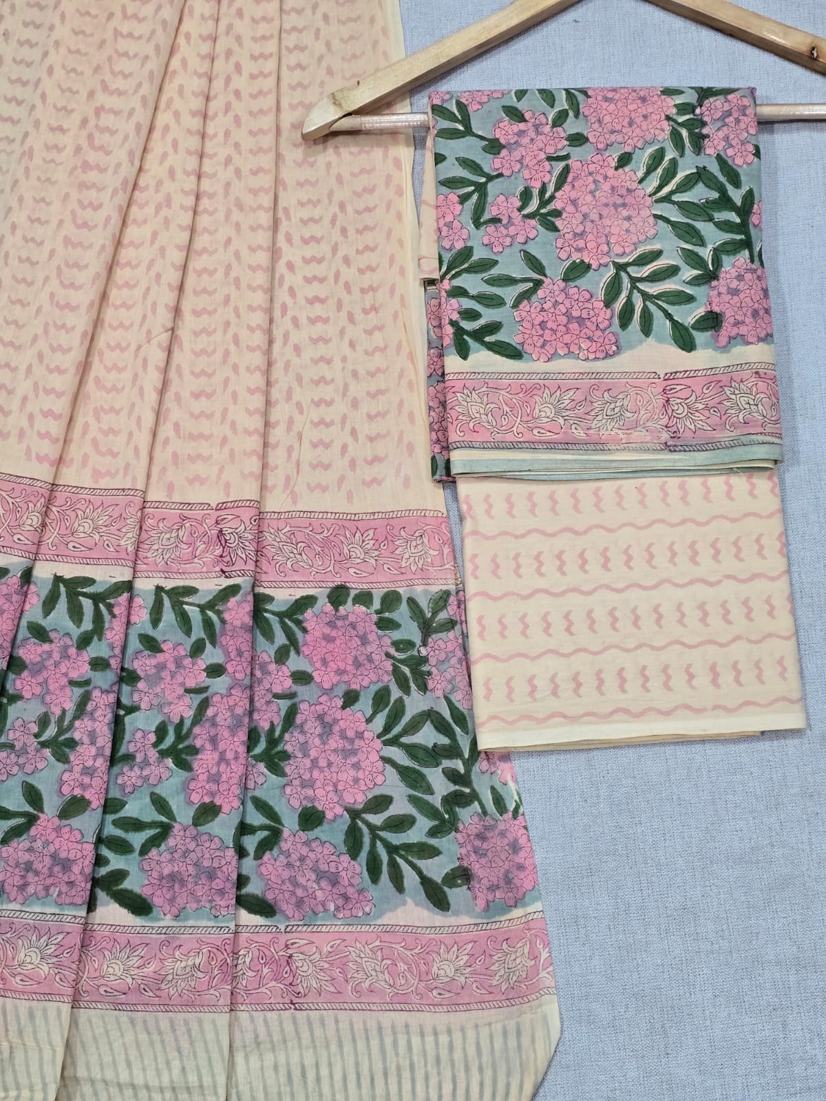 lightweight ethnic cotton suit with mulmul dupatta