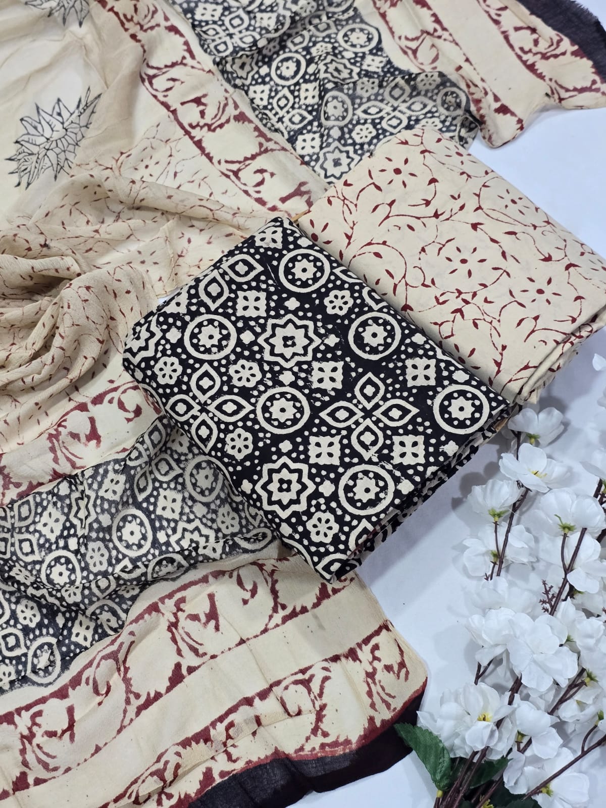 Contemporary Mint Cotton Suit Set with Chiffon Dupatta - Block Print Style