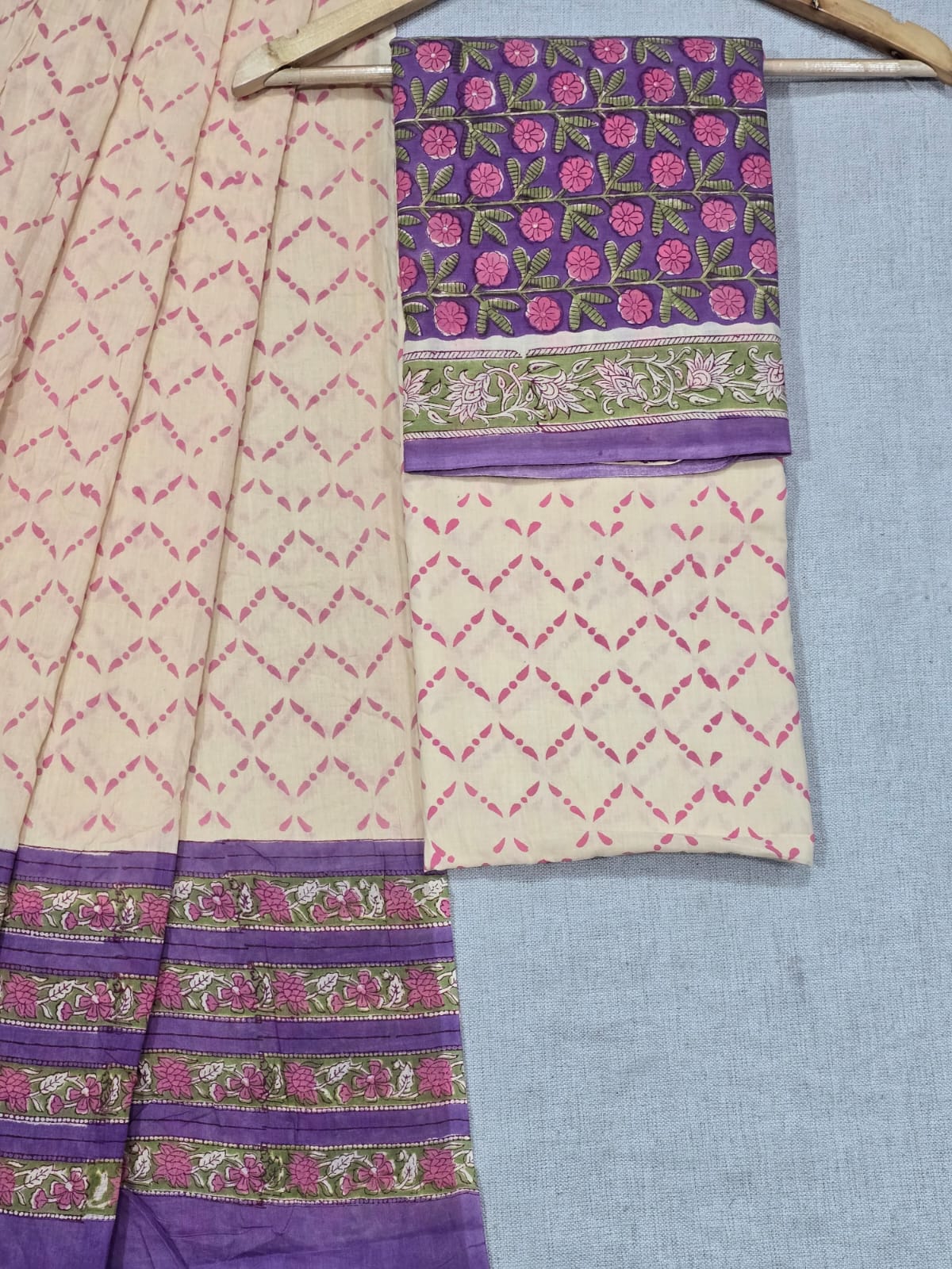 simple & stylish cotton suit with mulmul dupatta