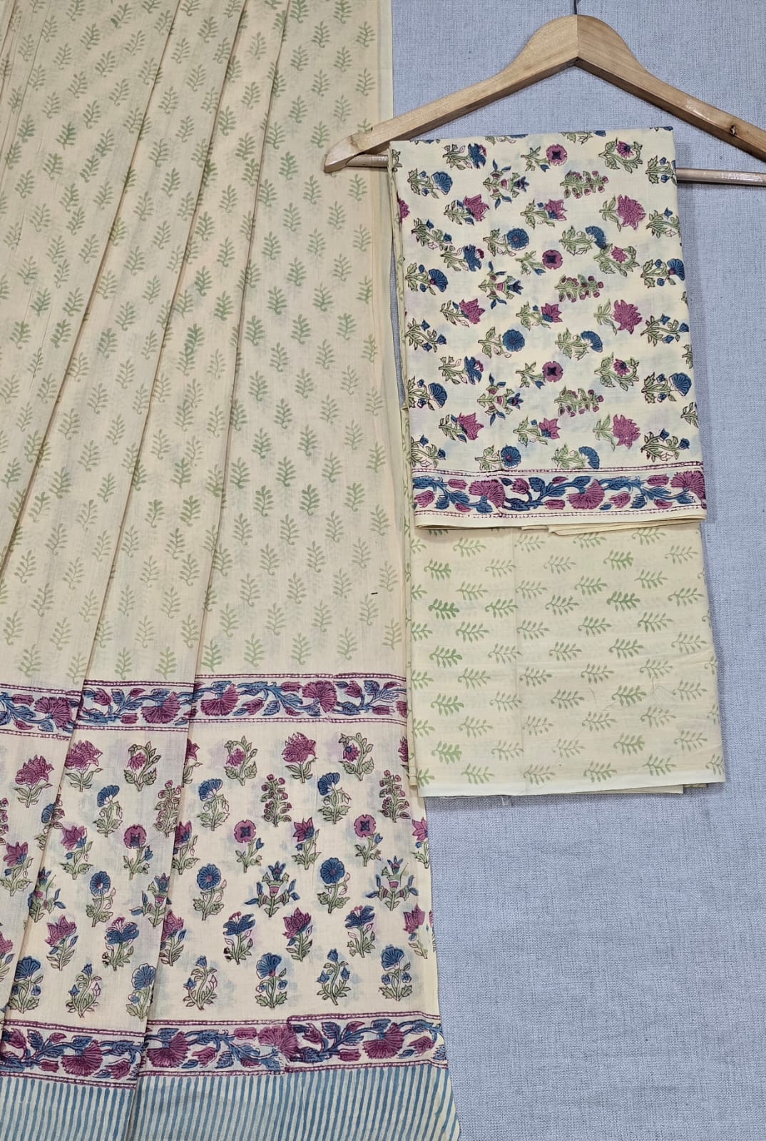 soft & stylish cotton suit with mulmul dupatta