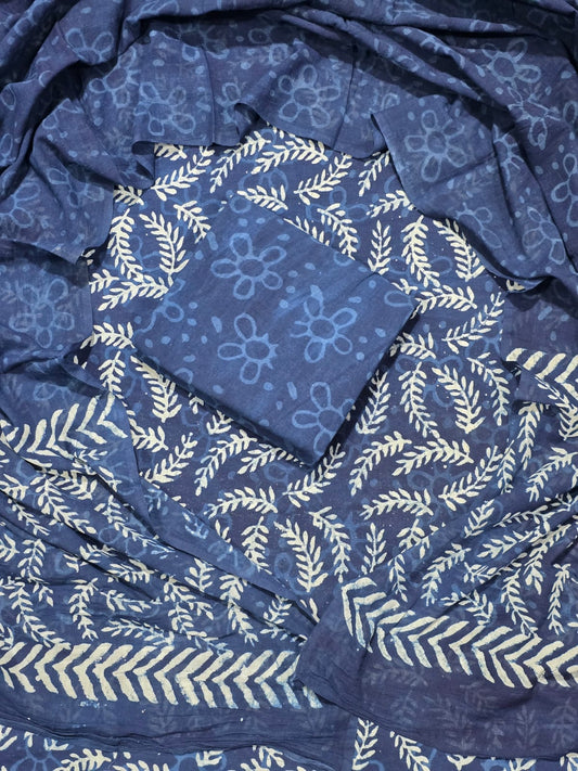 comfortable ethnic cotton suit with mulmul dupatta