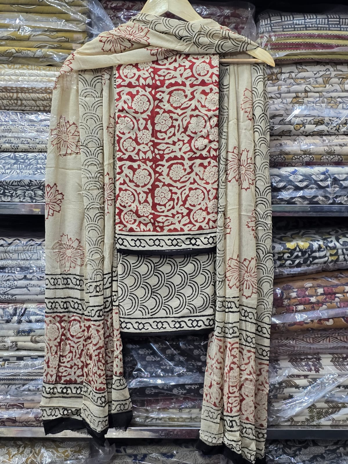 premium daily wear cotton suit with chiffon dupatta